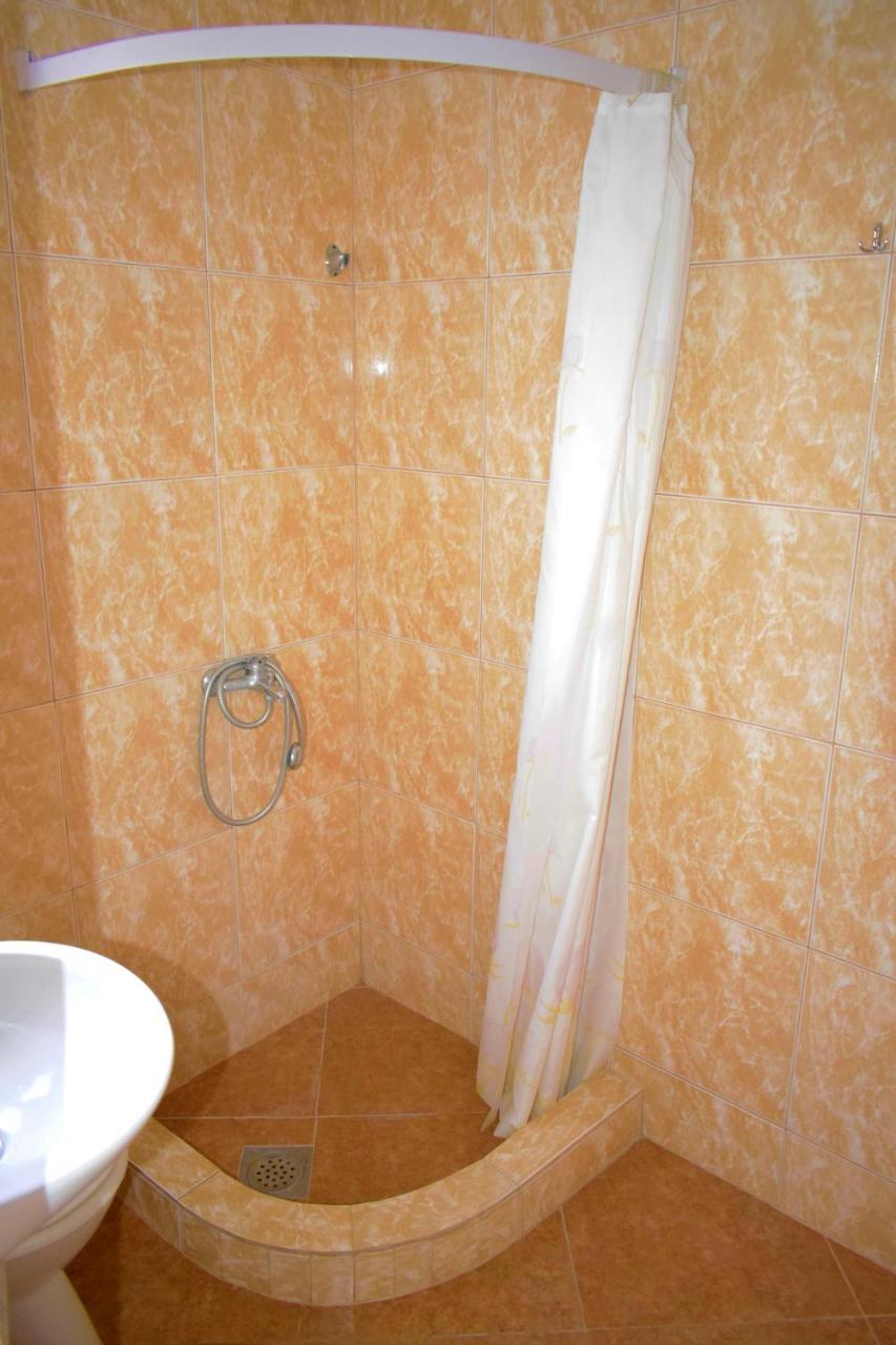 Djonovic Apartments Bar Kültér fotó